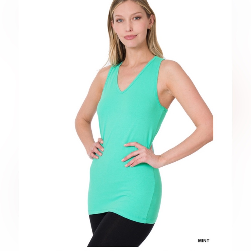 50% off 235 ❤️Zenana COTTON SPANDEX RACERBACK TANK - Picture 1 of 1